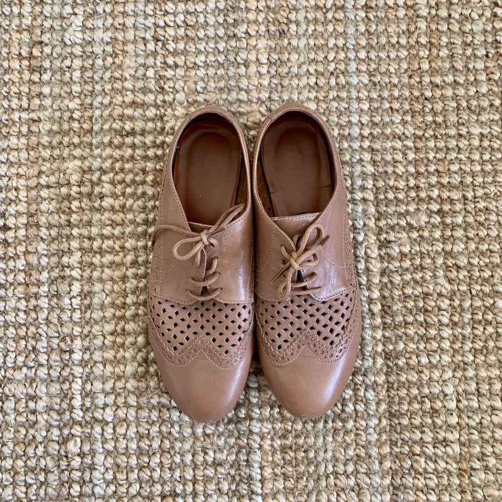Hotter oxfords in tan leather. Size 8